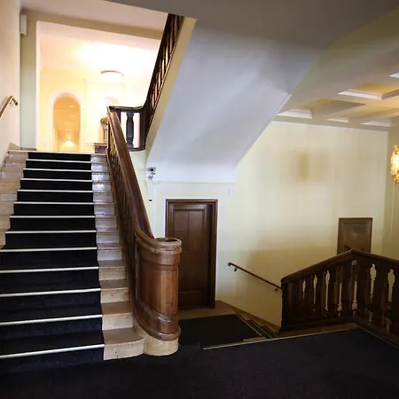 Appartement New Renovated In Center Of